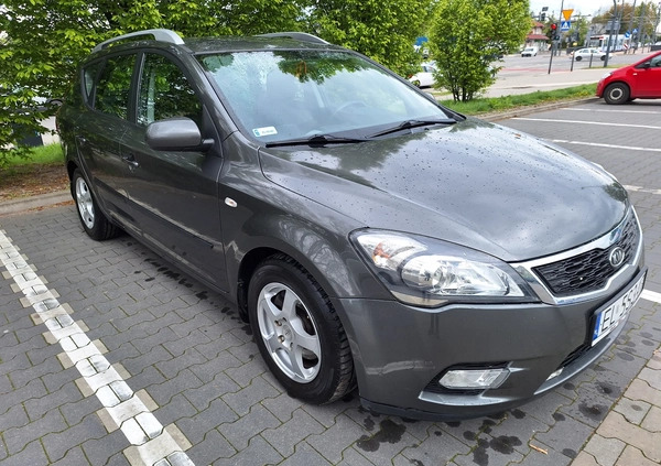 Kia Ceed cena 19800 przebieg: 171675, rok produkcji 2010 z Łódź małe 137